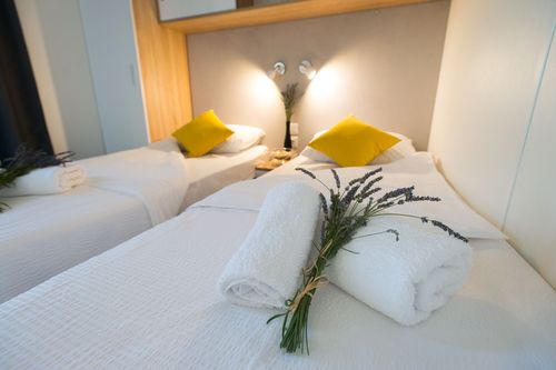 Holiday Home Trend - Image 3 of 24